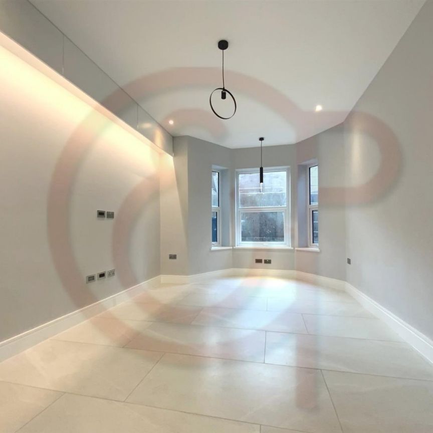 Horn Lane, Acton, W3, London - Photo 1