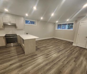 341 Tweedsmuir Avenue - A - Photo 5