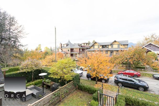 1824 Charles Street, Vancouver - Photo 1