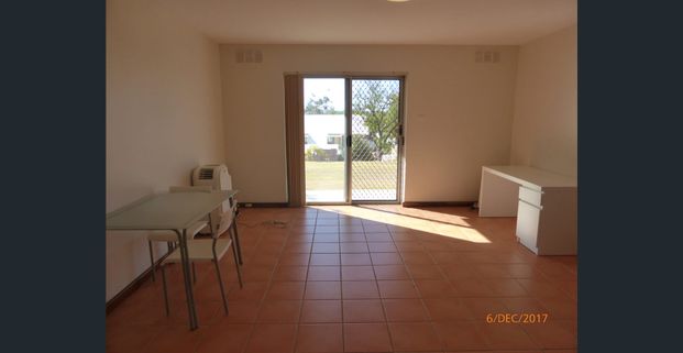 Ground Floor Two Bedroom Unit Close to Albany Highway - Photo 1