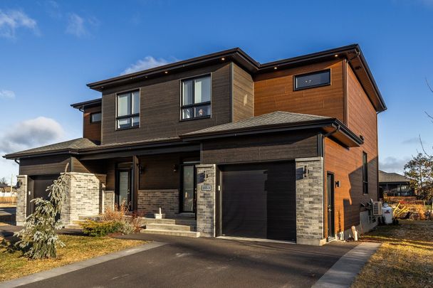 Maison unifamiliale détachée à louer à Bromont - Photo 1