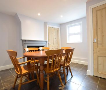 2 bedroom terraced house to rent - Photo 3