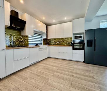 Vilă premium 4 camere de închiriat – Complex Aerocity, Tunari - Photo 4
