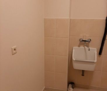 Ruim instapklaar appartement met 2 slaapkamers in hartje Neerpelt - Photo 4