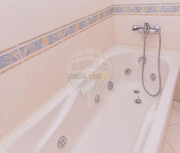 Apartment T3 in Algés, Linda-a-Velha e Cruz Quebrada-Dafundo, Oeiras - Photo 3