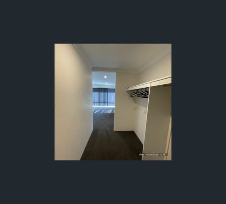 26 Alizarin Loop, Eglinton, WA 6034 - Photo 2