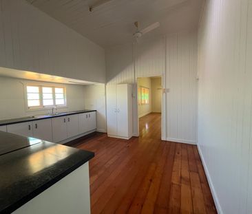 113 South Street, 4700, Depot Hill Qld - Photo 5