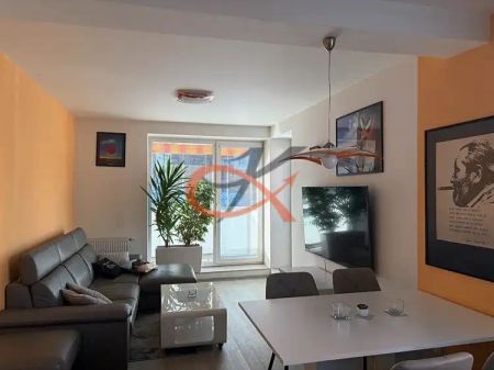 Pronájem bytu 2+kk v Rožnově pod Radhoštěm - Photo 2