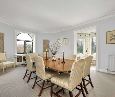 An exquisite detached period property with rural views. - Photo 5