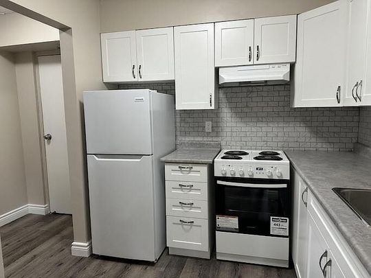 2 Balmoral Place - Photo 1