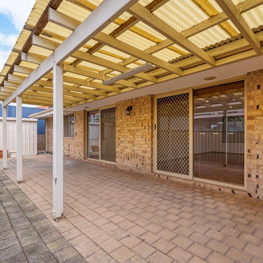 1/330 Preston Point Road - Photo 1
