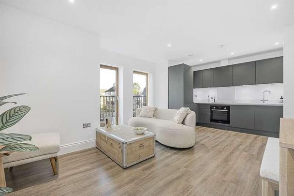 Send Road, Caversham, Reading, RG4 - Photo 1