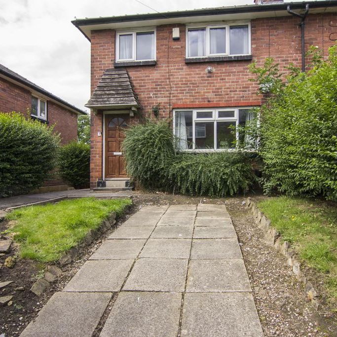 7 STANMORE GROVE Leeds - LS4 2RJ - Photo 1