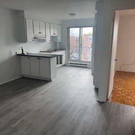 Laval-Des-Rapides, Grand 4 1/2 à louer - Photo 3