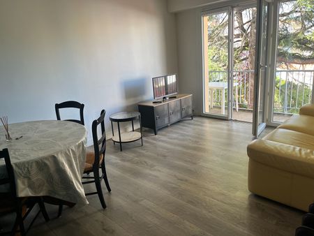 Location Appartement 2 pièces 53m² - Photo 2