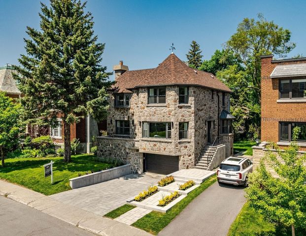 À louer / Maison à étages - Photo 1