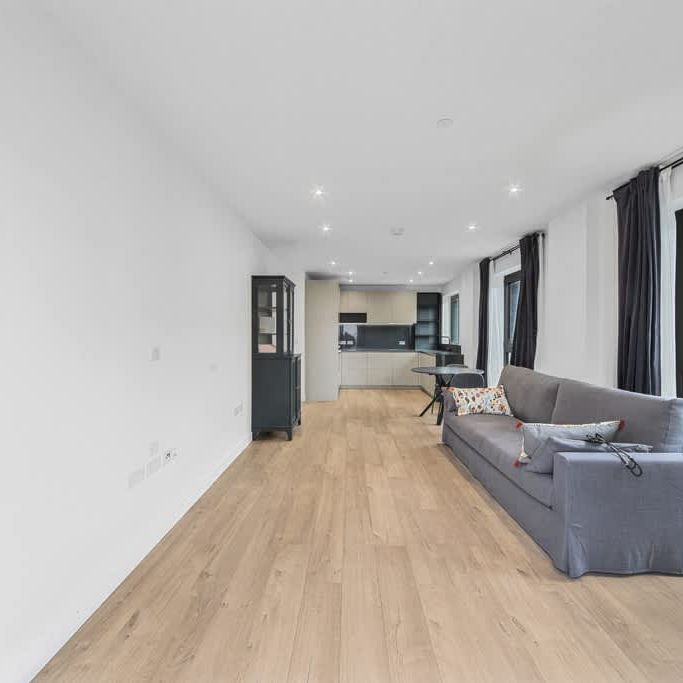 Hawker House, N4 - Photo 1