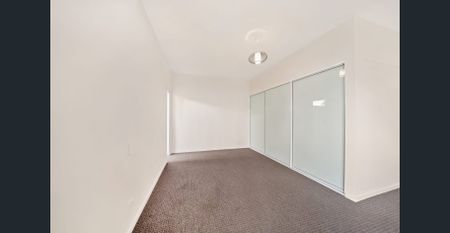 Private, Neat and Tidy Two Bedroom Unit - Photo 4