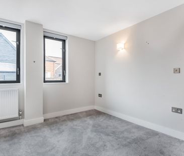 2 bedroom flat to rent - Photo 6