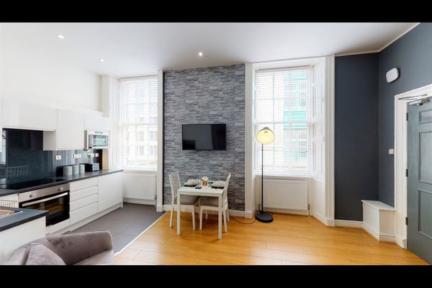 Studio Flat, Dale Sreet, L2 - Photo 1