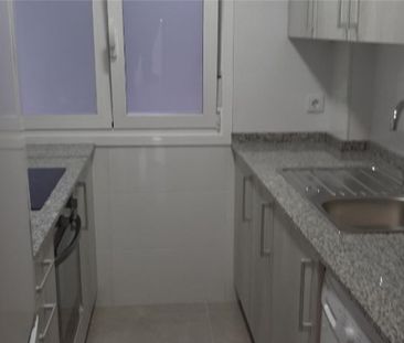 Piso de alquiler en Avenida de San Juan de la Peña, 184, Avda. Cata... - Photo 2