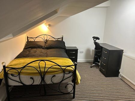 6 Bed Terraced House, Saxony Road, L7 - Photo 3