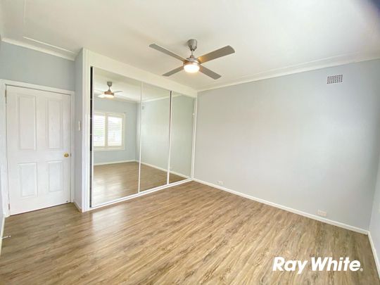 Three Bedroom Family Home With Solar Panels & Swim Spa - Photo 1
