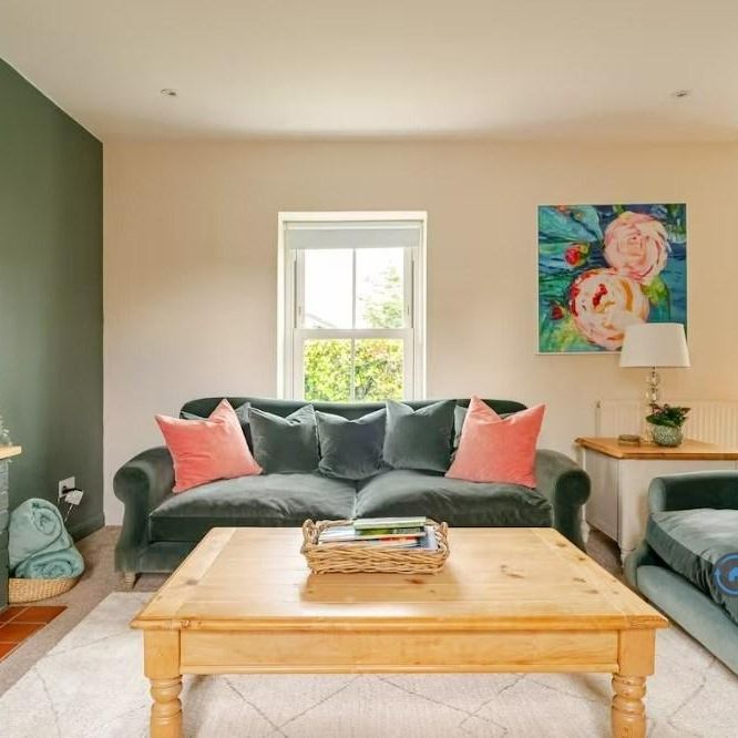 2 bedroom semi-detached house to rent - Photo 1