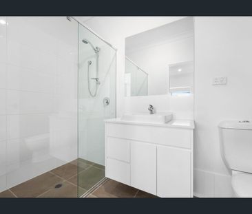 Apply Now! - Photo 4