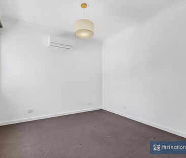 MODERN AND WELL APPOINTED IN CONVENIENT LOCATION - Photo 5