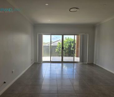 8 Nivelle Road, Edmondson Park NSW 2174 - House For Rent | Domain - Photo 1