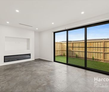 Spacious 4-Bedroom Home in Wollert - Photo 1