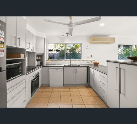 65 Guide Street, Clifton Beach, Qld 4879 - Photo 2