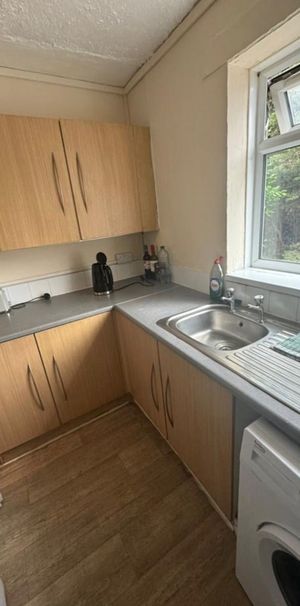 Room in a Shared Flat, Ingestre Road, E7 - Photo 1