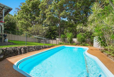 4 Calwalla Crescent, Port Macquarie NSW 2444 - House For Rent | Domain - Photo 3