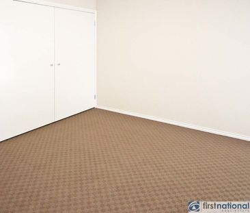 Modern 3 bedroom townhouse - Photo 1