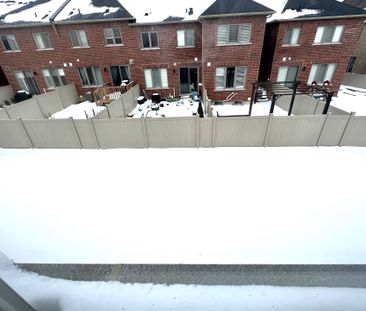 For Lease - 10 Richard Boyd Drive, East Gwillimbury, Ontario - Photo 6