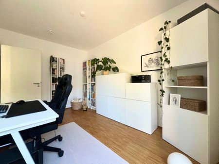 Bonn-Bad Godesberg: Seniorengerechte 3 Zimmer-Wohnung mit großem Balkon, Fußbodenheizung und Aufzug! - Photo 4