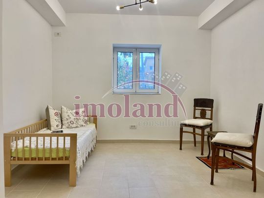 Prima inchiriere: casa 110 mp + 180 mp curte, Aviației/H... - Fotografie 1