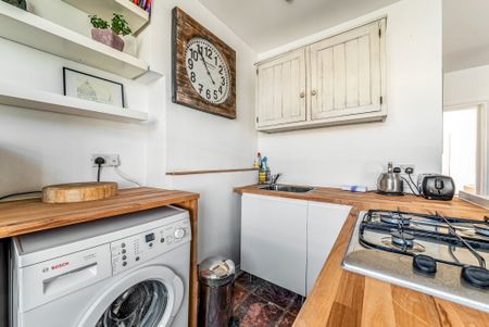 Top floor flat, 9 Bonchurch Rd,W10 5SD, London, London - Photo 4