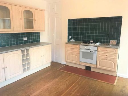 3 bedroom terraced house to rent - Photo 5