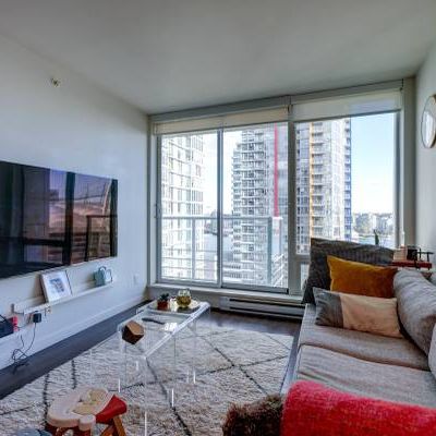 18th Floor | Fully Furnished 1 bedroom + 1 Bathroom + View Balcony - Photo 4