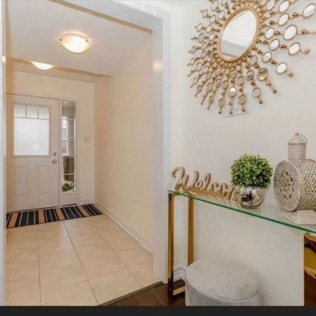 For Lease - 106 Bannister Crescent, Brampton, Ontario - Photo 4