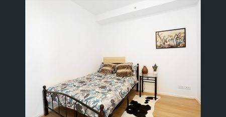 Bright and furnished - Photo 4