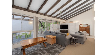 PRIVATELY POSITIONED IN LEAFY STREET - Photo 2