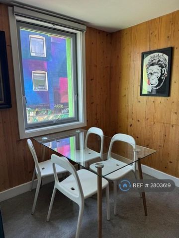 2 bedroom maisonette to rent - Photo 2