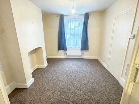 2 bedroom property to rent - Photo 4