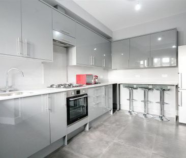 House share to rent - Photo 1