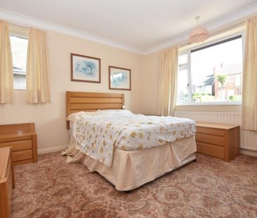 3 bedroom House To Let - Photo 6