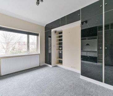 3 bedroom semi-detached house to rent - Photo 6